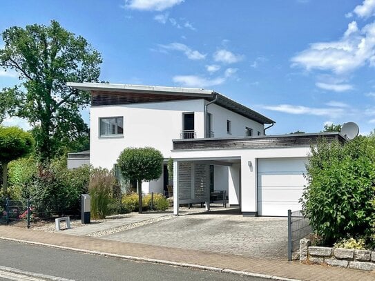 HOME sweet HOME | Ab sofort beziehbar! | EFH mit Pultdach, EBK, 2 Terrassen, Garage, Carport + Gartenhaus