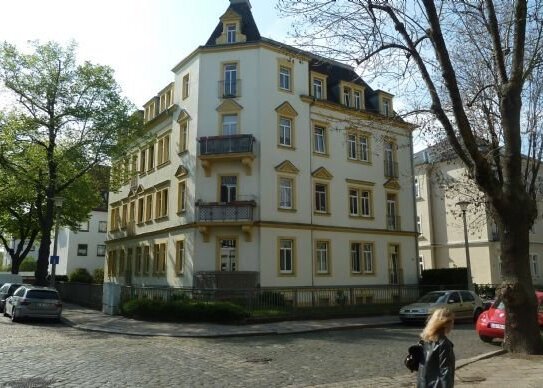 Helle 2 Raum-ETW mit Balkon und Einbauküche