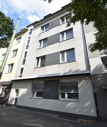 PROVISIONSFREI! Aufgeteiltes 5-Parteienhaus in Derendorf