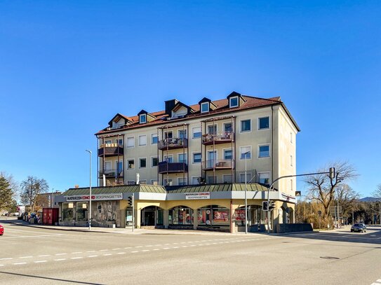 Wohn- und Geschäftshaus mit angrenzendem Baugrundstück in zentraler Lage