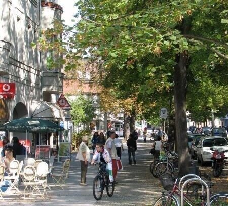 Wohn-Büro-Geschäftshaus im Zentrum einer Stadt Nähe Berlin