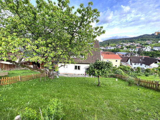 Attraktives, gemütliches Einfamilienhaus in bevorzugter, ruhiger Panoramawohnlage