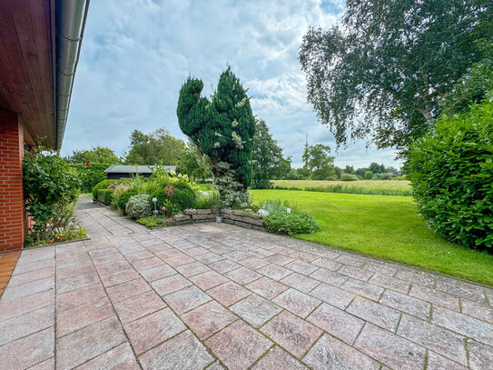 Bungalow in bester Lage an der Nordsee Küste mit großem Grundstück !