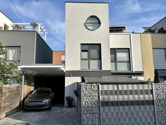 Kornwestheim - moderne Doppelhaushälfte (Baujahr 2008) Energieeffizient, Dachterrasse, Stellplatz