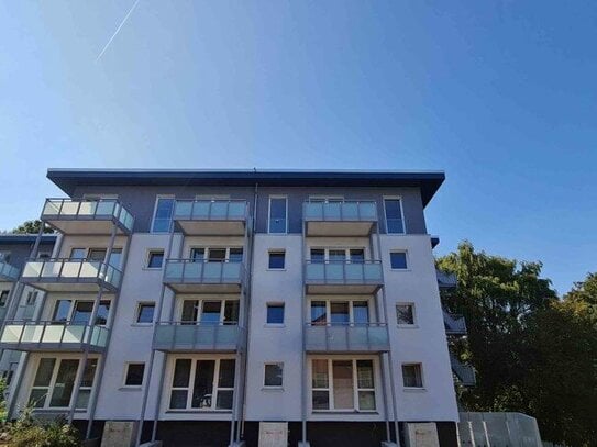 Sanierte Single-Wohnung mit Westbalkon in Hafennähe!