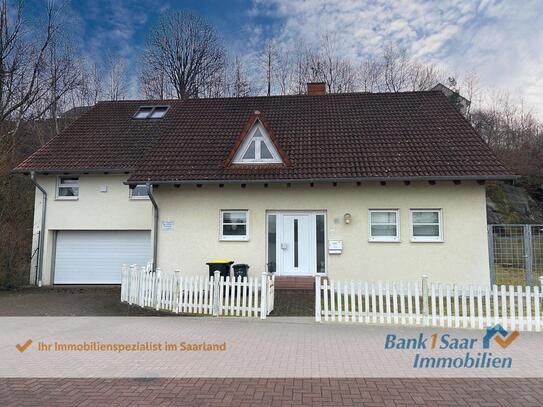 Exklusives Wohnhaus mit modernem Anbau in beliebtem Wohngebiet in ruhiger Lage von Neunkirchen!