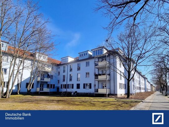 Vermietete 3 Zimmer Wohnung mit Süd-Balkon in historischem Ensemble