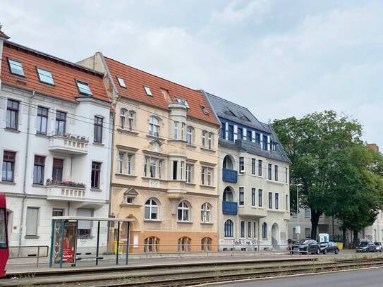 Tolle 2 Zimmer Wohnung mit Balkon in Zentraler Lage von Stadtfeld