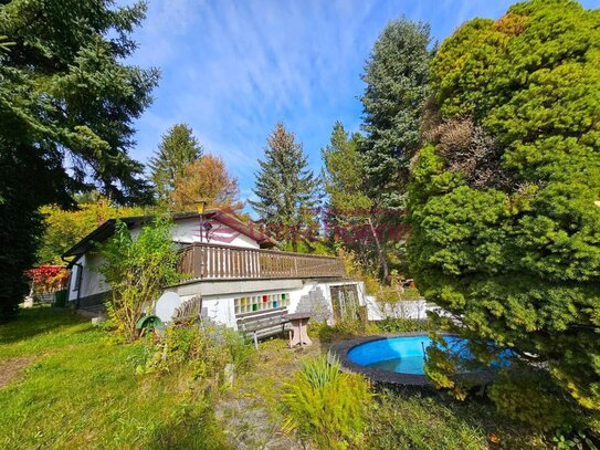 ***Ferienhaus auf traumhaftem Grundstück am Waldseebad Königsee zu verkaufen***