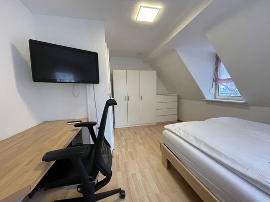 Apartment mit Küche und Badezimmer in Stuttgart-Wangen