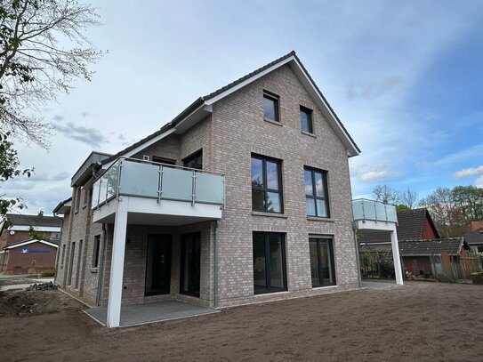 Letzte Chance! Neubau Maisonettewohnung in zentraler Lage von Huntlosen!