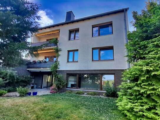 Top renovierte 2-3-Zimmerwohnung mit großer Terrasse und Gartenanteil in Obervellmar