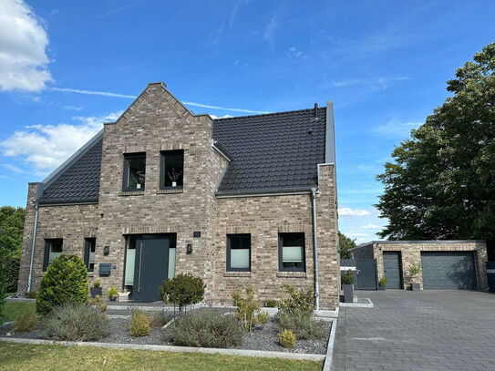 Verkaufe Haus mit großem Garten, zentral beliebte Sackgassenlage in Leer Heißfelde, Terrasse, Garage