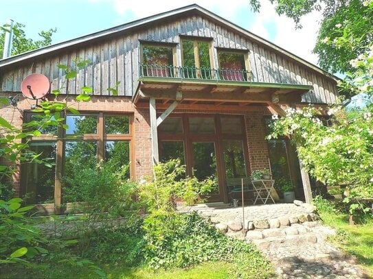 Idyllisches Landhaus mit 2 Wohneinheiten, 170 m², Grundstück 1173 m², Remise 140 m², von Privat!