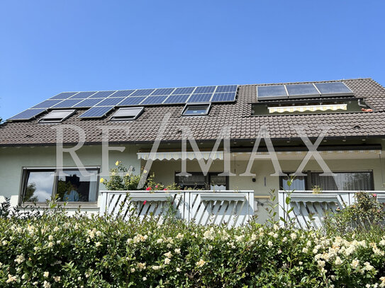 Obstgarten mit Ihrem Wohntraum Mit Solarthermie, Solar und Speicher