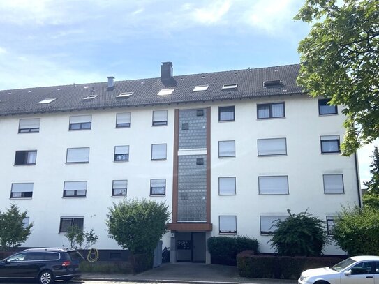 Gut vermietete DG-Wohnung - 4 Zimmer - 98 qm - TG-Stellplatz - Blankenloch