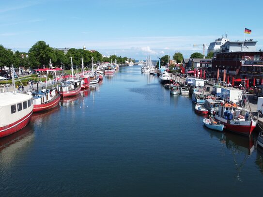 Gepflegtes Wohn- und Geschäftshaus am Strom in Warnemünde - Preis auf Anfrage!