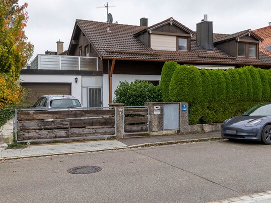 Bieterverfahren - Zweifamilienhaus in Großhadern mit Gestaltungspotenzial