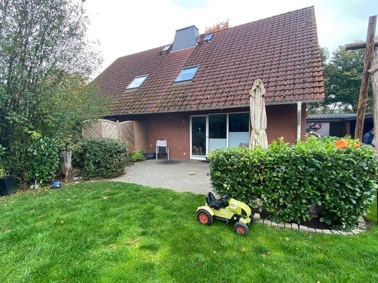 Ruhig gelegene DHH mit Einbauküche, Garten, Terrasse & Garage ca. 20 Min. bis Bremerhaven