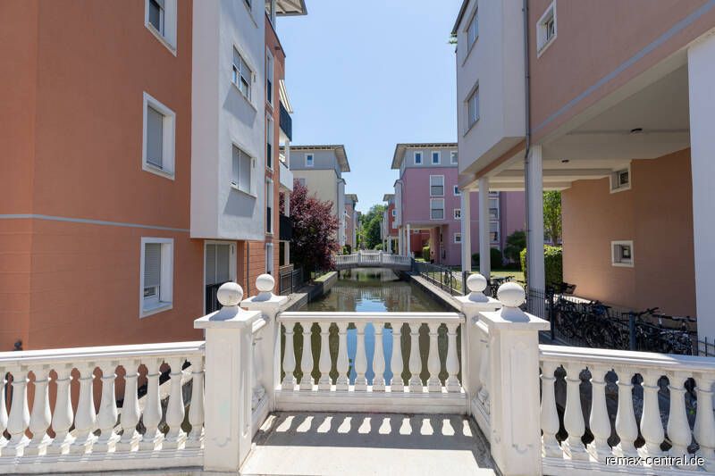 RE/MAX - Leben und Wohnen in herrschaftlicher Uferlage am Pasinger Stadtpark!