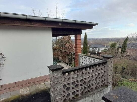 2 Tinyhäusern ausbauen. 1680m² Grundstück. Ruhige Hanglage. Fernblick.