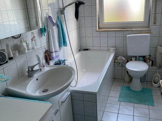 Sehr schöne 2-Zimmer-Eigentumswohnung mit Balkon in Nürnberg-Johannis