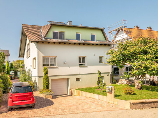 Ihr Traumhaus auf großem Grundstück in bester Lage und bestem Zustand in Karlsbad Langensteinbach