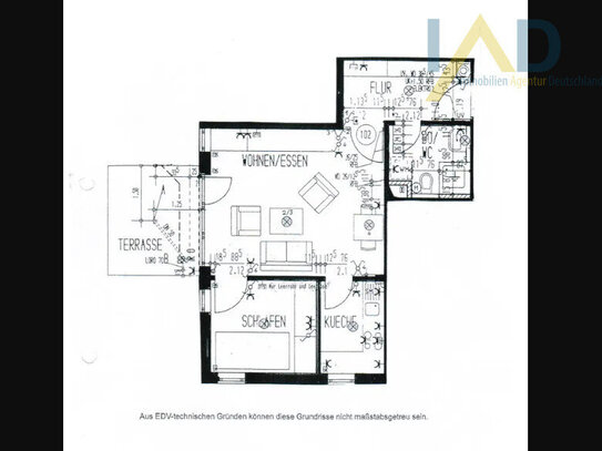 Erdgeschosswohnung mit Terrasse, eigenem Garten und Tiefgaragenstellplatz