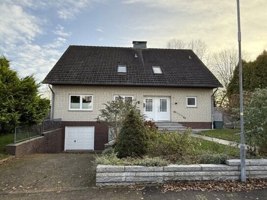 Gepflegtes Einfamilienhaus mit Doppelgarage in Nenndorf