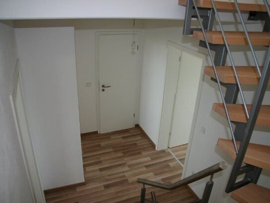 +++ NEU!+MODERNES REIHENECKHAUS+!+5 ZIMMER+GÄSTE-WC+SOLAR+FBH+U.V.M.!!!+++