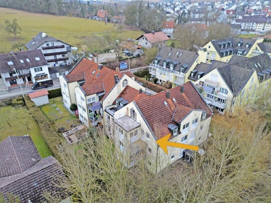 Alles außer gewöhnlich! Großzügige 3 Zimmer Maisonette Wohnung in Kumhausen