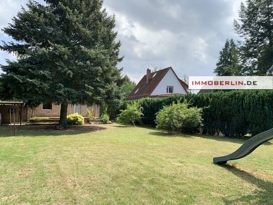 IMMOBERLIN.DE - Klassiker in Toplage! Einfamilienhaus auf schönem Grundstück