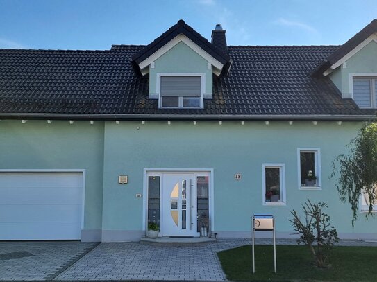 BJ 2011, Gesamtfläche 240qm, Traumhaus für Familien