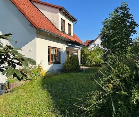 Ruhig und naturnah gelegenes EFH mit viel Platz für die Familie inkl. Garage/Außenstellplatz