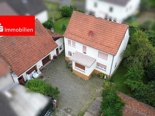 # Uriges Einfamilienhaus in gepflegtem Zustand #