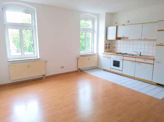 !! 2-Zimmer-Wohnung mit Einbauküche am Rande des Kaßberges !!