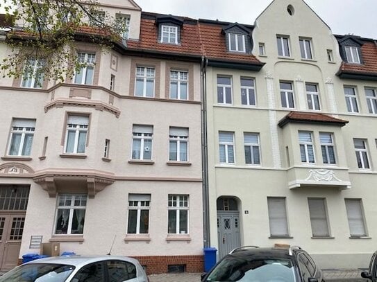 gepflegte 4-Raum-Wohnung im Südwall mit Balkon