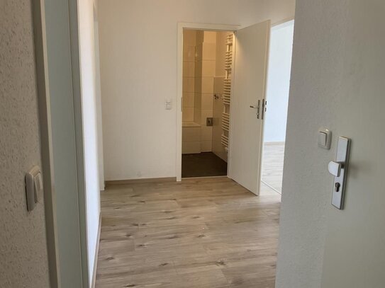 Renovierte 3-Zimmer-Wohnung mit Balkon in Emden-Borssum!