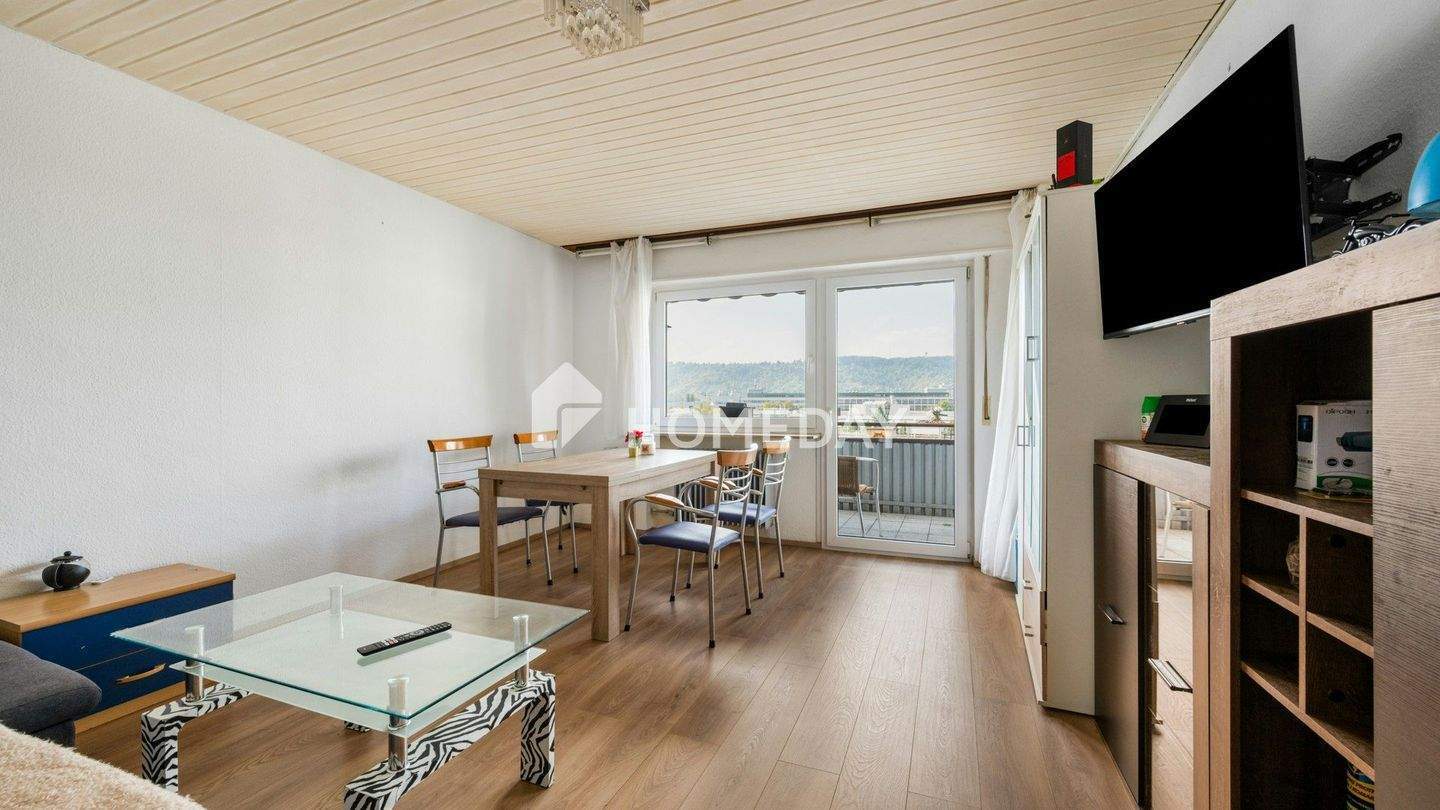 Charmante 3-Zimmer-Wohnung mit Westbalkon und Stellplatz in Stuttgart-Untertürkheim