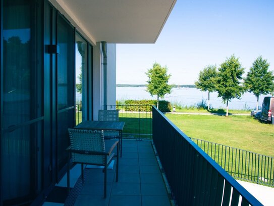 Attraktive Ferienwohnung mit großzügiger Terrasse, Müritzblick, Vollmöblierung und Tiefgaragenstellplatz im Maremüritz…