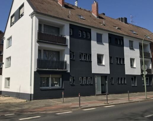 2-Wohnung mit Balkon im beliebten Wohnviertel Neuss Pomona/ Dreikönigsviertel