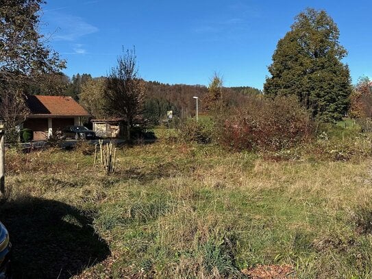 Sonniges, ebenes Grundstück in ruhiger Wohnlage