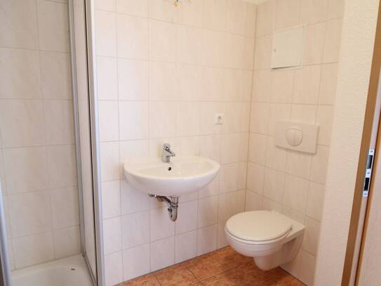 Apartment mit Küchenzeile, uninah