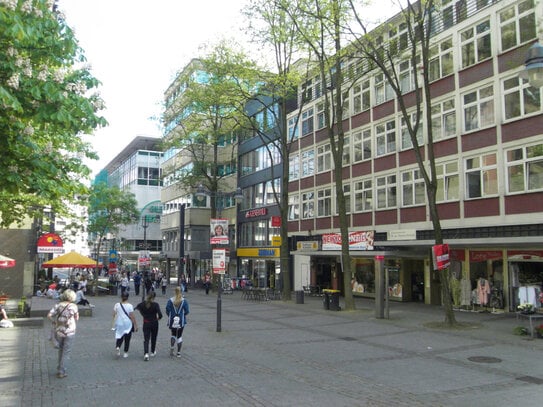 Helle Citywohnung mit Balkon vis-a-vis Rathausgalerie - Elberfeld