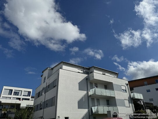 Neuwertige 3 Zimmer Neubauwohnung mit Balkon und Garage hochwertig ausgestattet in TOP Neubaulage