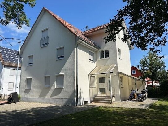 ...schöne, helle 3,5 Zimmerwohnung in zentraler Lage von Bad Schussenried