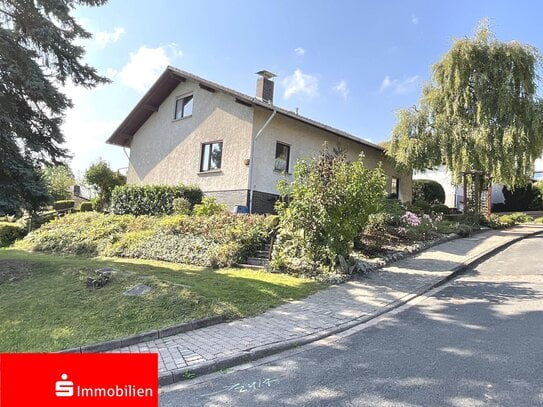 Freistehendes Einfamilienhaus mit Garten in bester Lage!