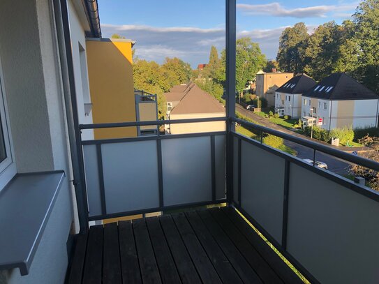 Charmante, sonnige, ruhig gelegene Altbauwohnung mit Balkon