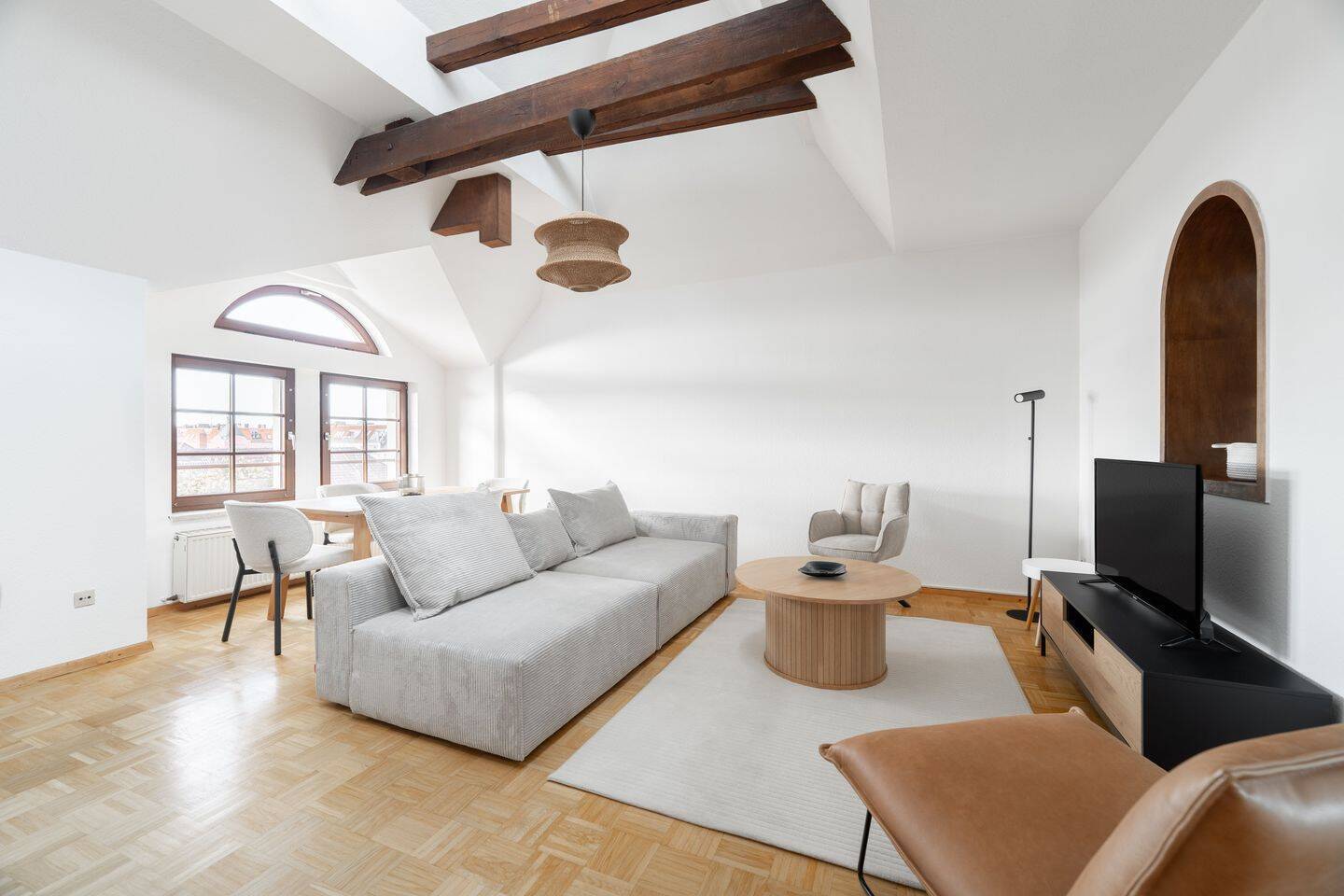 Einzigartige 2-Zimmer Wohnung super zentral - voll möbliert - Foto 1