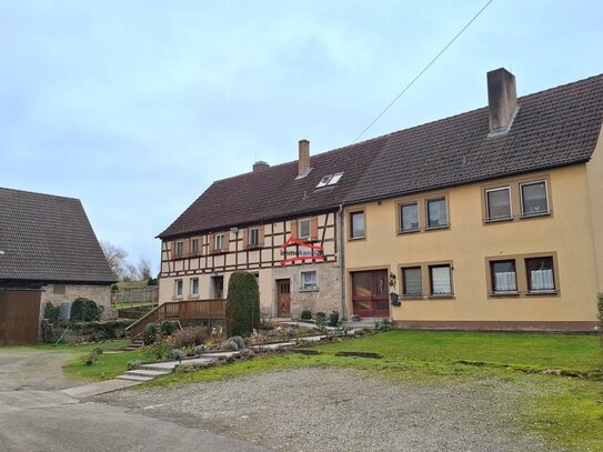 Wohnen mit Potenzial: Großzügiges Haus mit Einliegerwhg. und Garten-97215 Uffenheim/Langensteinach